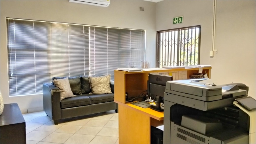 To Let Commercial Property for Rent in Safari Gardens North West